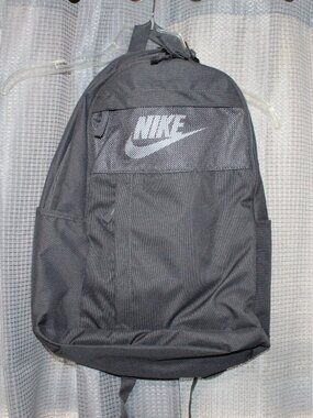 Nike Elemental 2.0 Backpack Grey